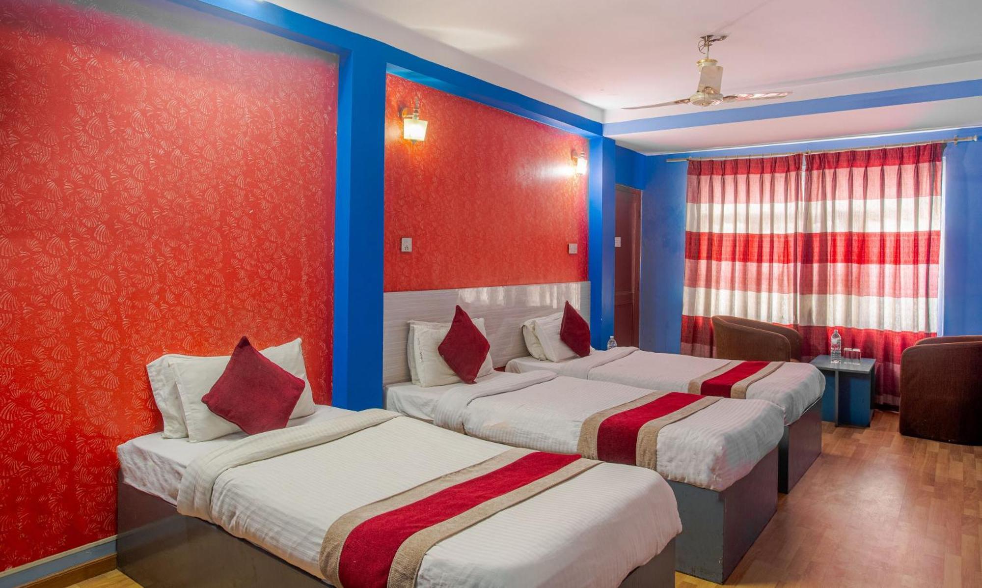 קטמנדו Oyo 808 Hotel Om Ganapati Pvt Ltd מראה חיצוני תמונה