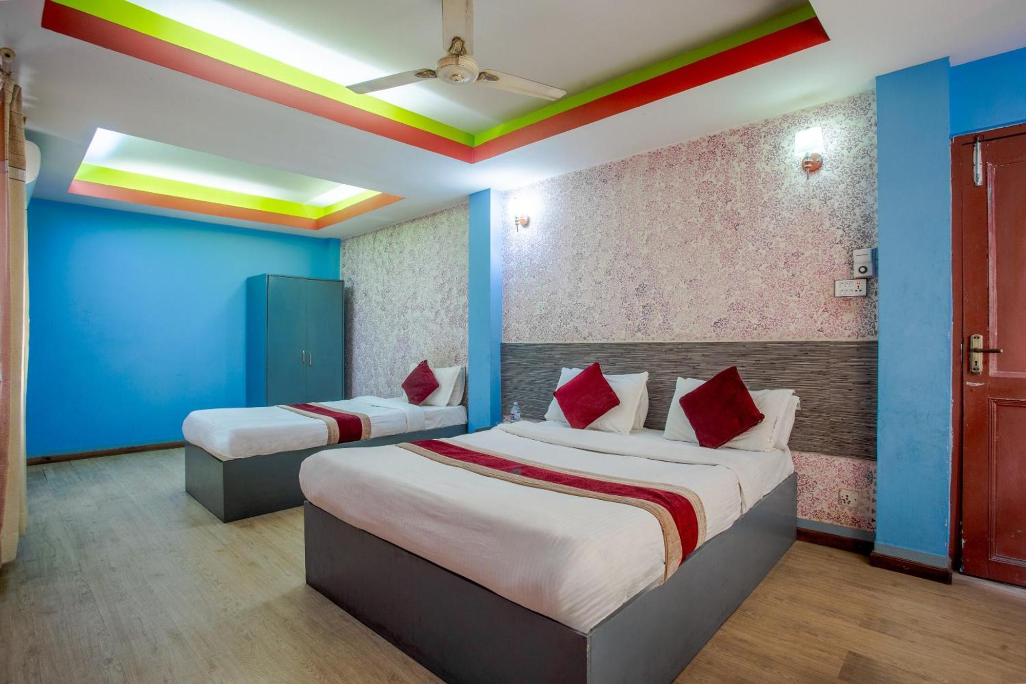קטמנדו Oyo 808 Hotel Om Ganapati Pvt Ltd מראה חיצוני תמונה